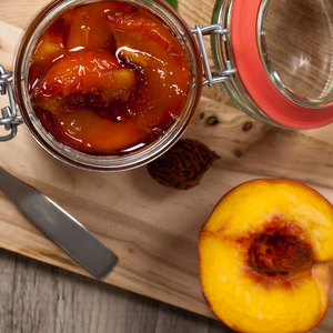 Savoureux dessert préparé avec des nectarines Morton bien fraîches, idéal pour une tarte maison