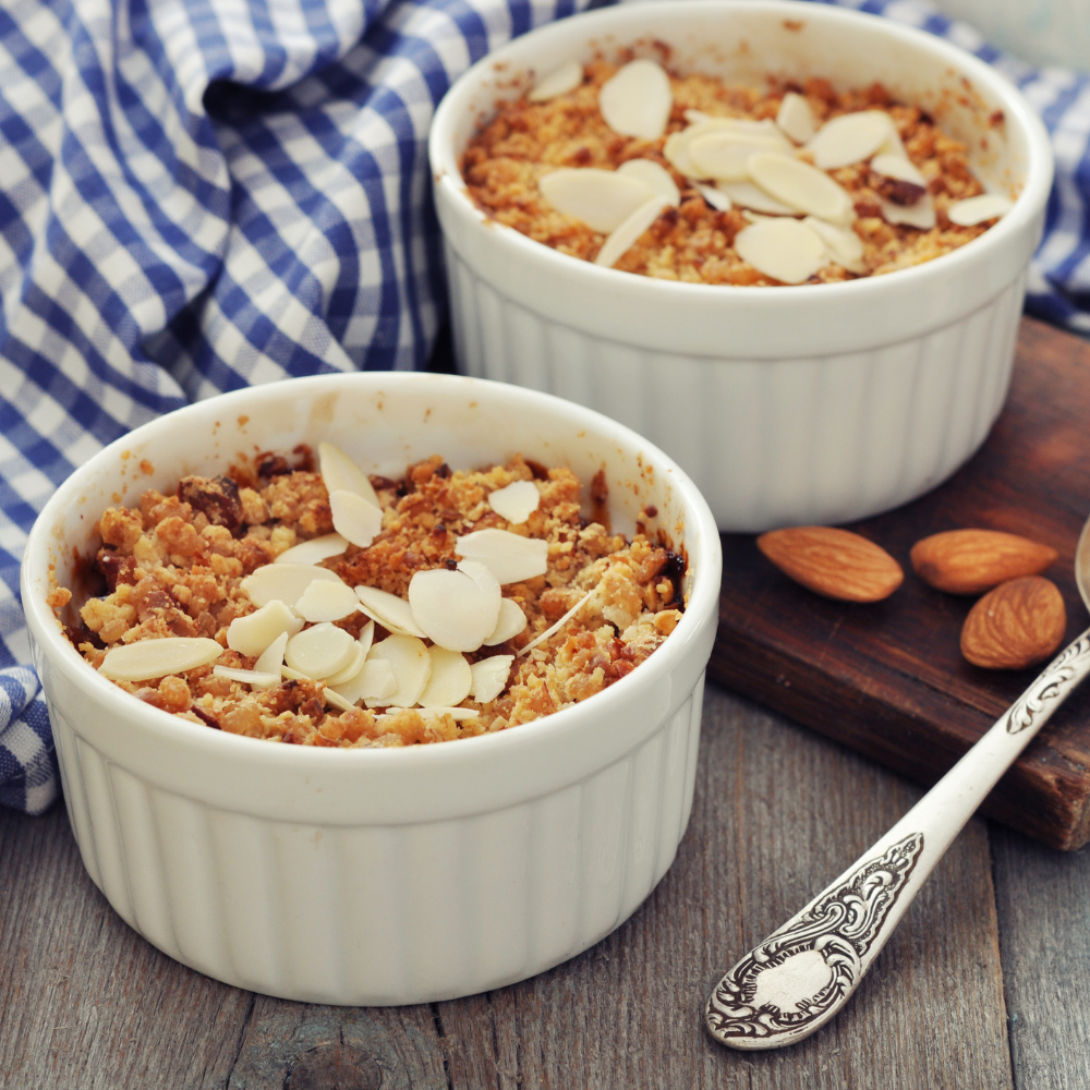 Savoureux desserts et crumble préparés avec des pommes Reinette Grise du Canada, apportant une touche d'acidité et de douceur à chaque bouchée.