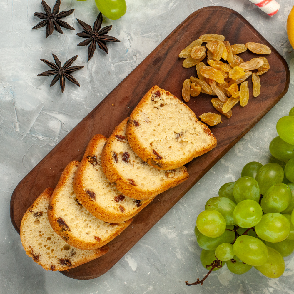 Savoureux cake raisins Italia, parfaits pour apporter une touche fruitée et sucrée à vos recettes estivales.
